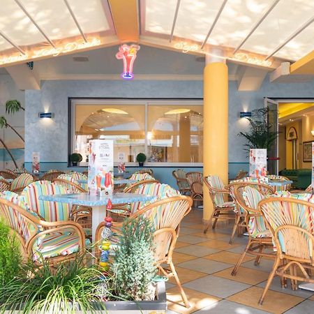 Hotel Ettoral Jesolo Extérieur photo