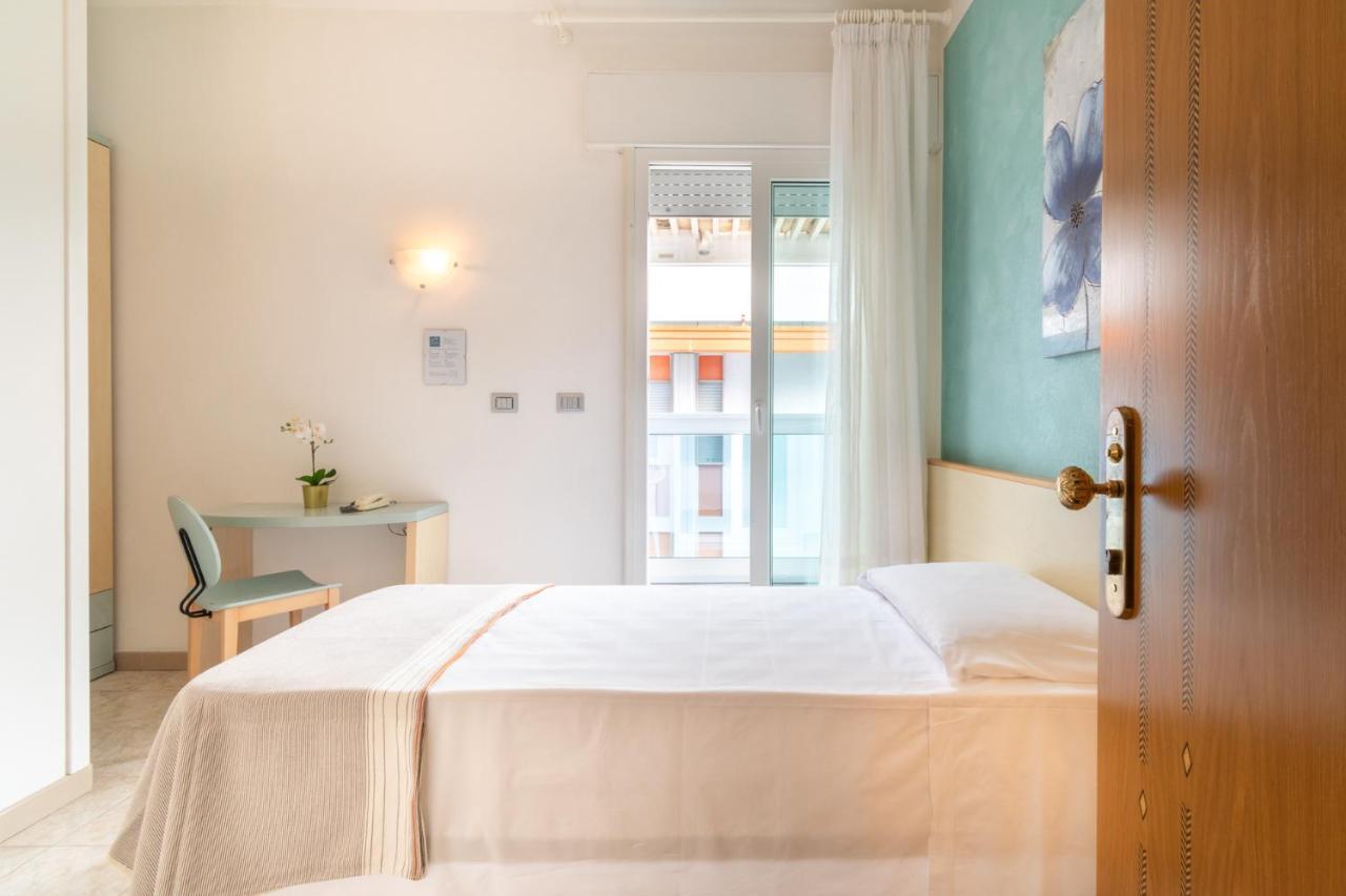 Hotel Ettoral Jesolo Extérieur photo