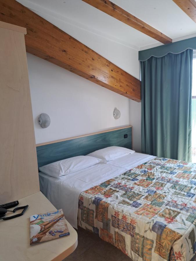 Hotel Ettoral Jesolo Extérieur photo