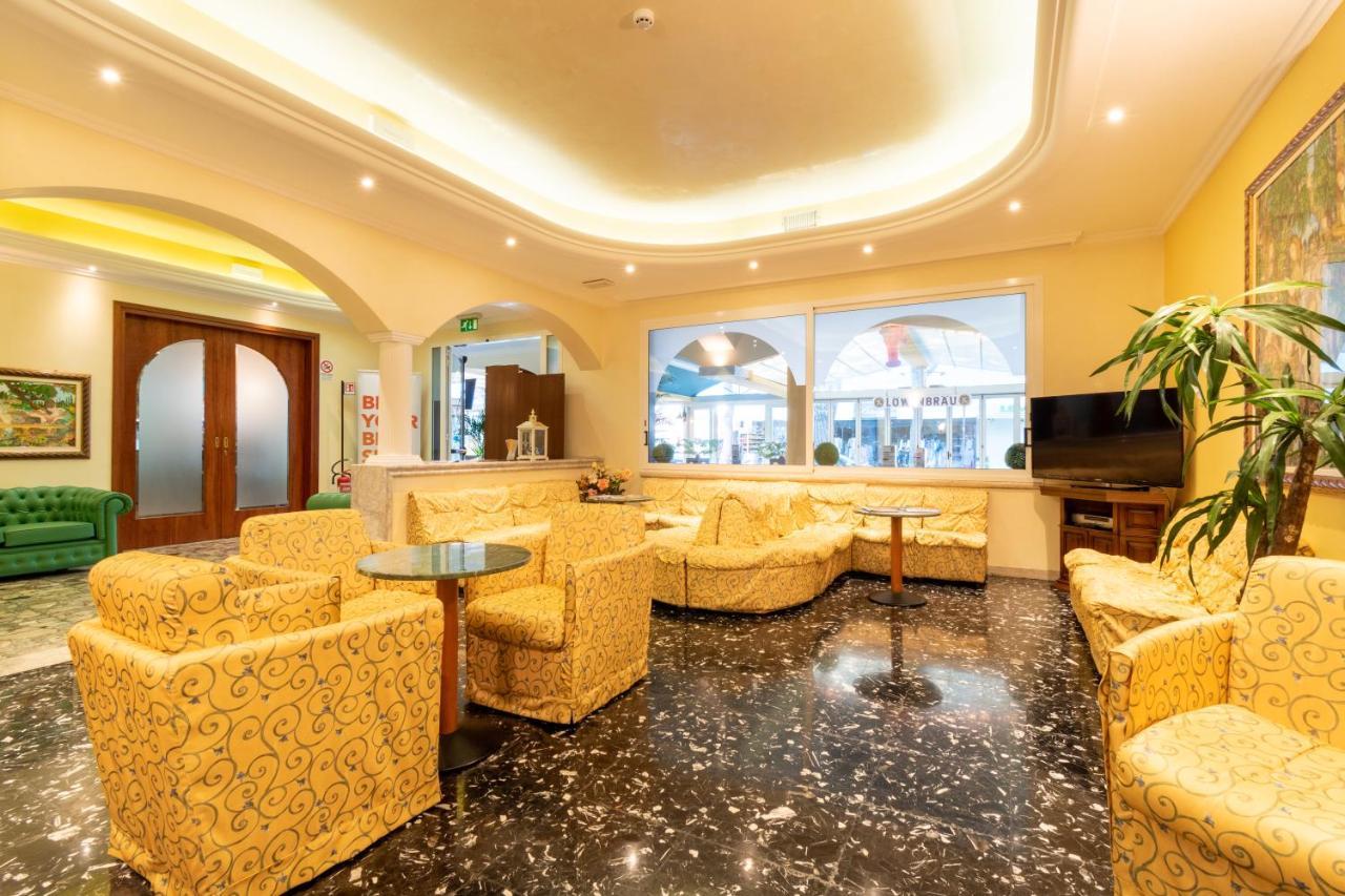 Hotel Ettoral Jesolo Extérieur photo